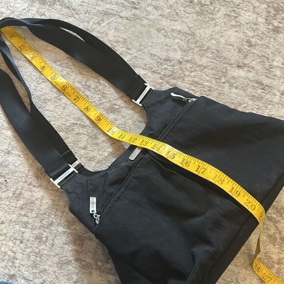 Baggalini Black Shoulder Bag with three main compartments two straps - Picture 6 of 9